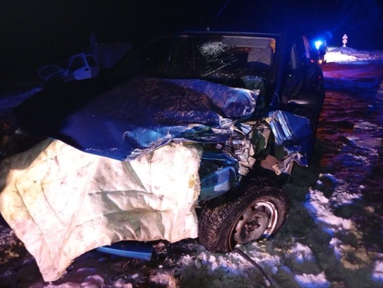 Ребёнок и трое взрослых пострадали в аварии