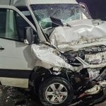 Югорские спасатели нашли в избушке потерявшегося подростка в лесу !