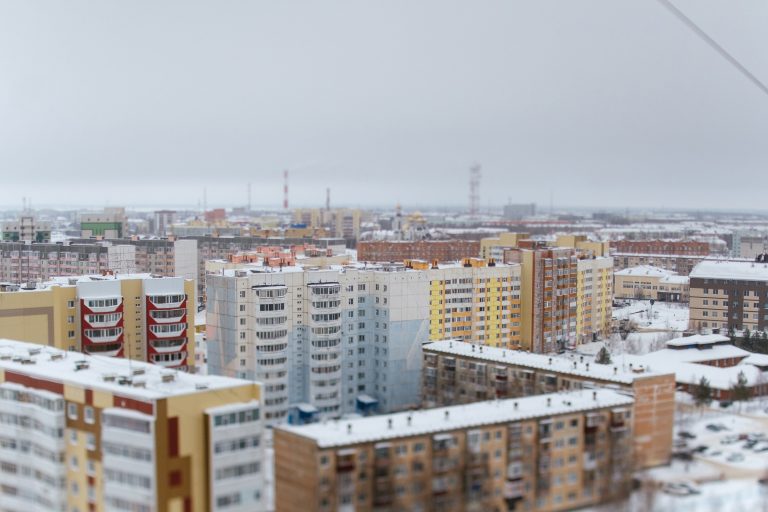 Жители Югры стали чаще покупать квартиры на вторичном рынке.