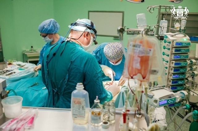 В Тюмени врачи спасли жизнь 16-летнему пациенту.