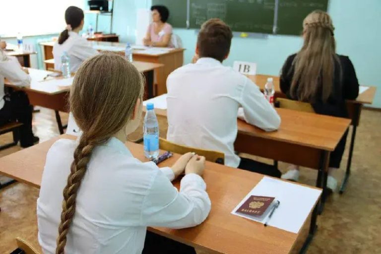 Про Сибирь|Девятиклассники не сдавшие ОГЭ смогут получить первую профессию.