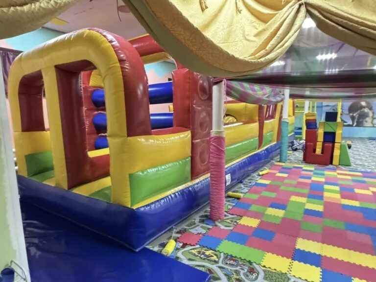 В Советском возбудили уголовное дело после травмы ребёнка на батуте