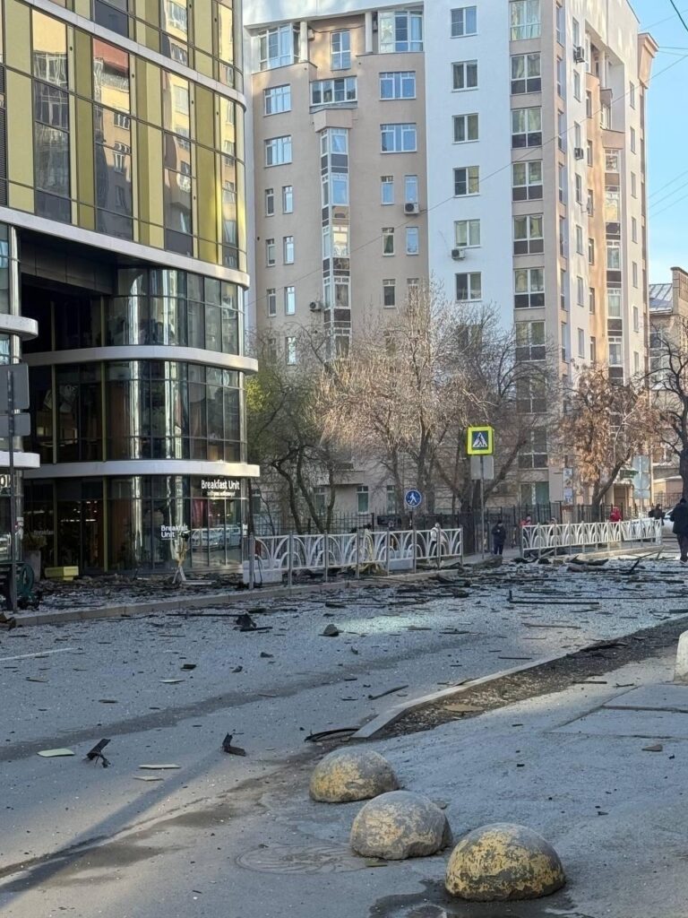 🚨 Беспилотники атаковали Екатеринбург