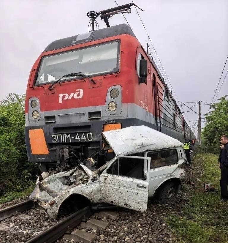 ДТП с поездом: погиб водитель авто
