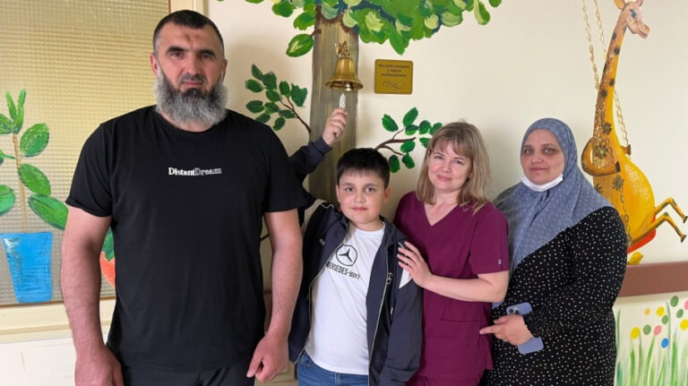 Нижневартовские врачи помогли семилетнему пациенту из Пыть-Яха победить лейкоз Нижневартовские врачи помогли семилетнему пациенту из Пыть-Яха победить лейкоз