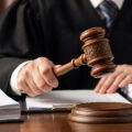 Губернатор Югры вручил награды бойцам СВО