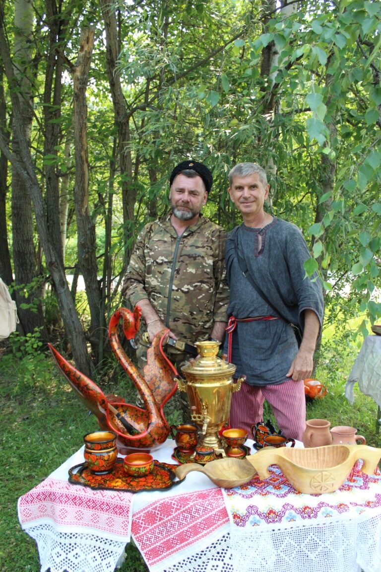 День дружбы и единения славян: праздник, который объединил сердца! День дружбы и единения славян: праздник, который объединил сердца!