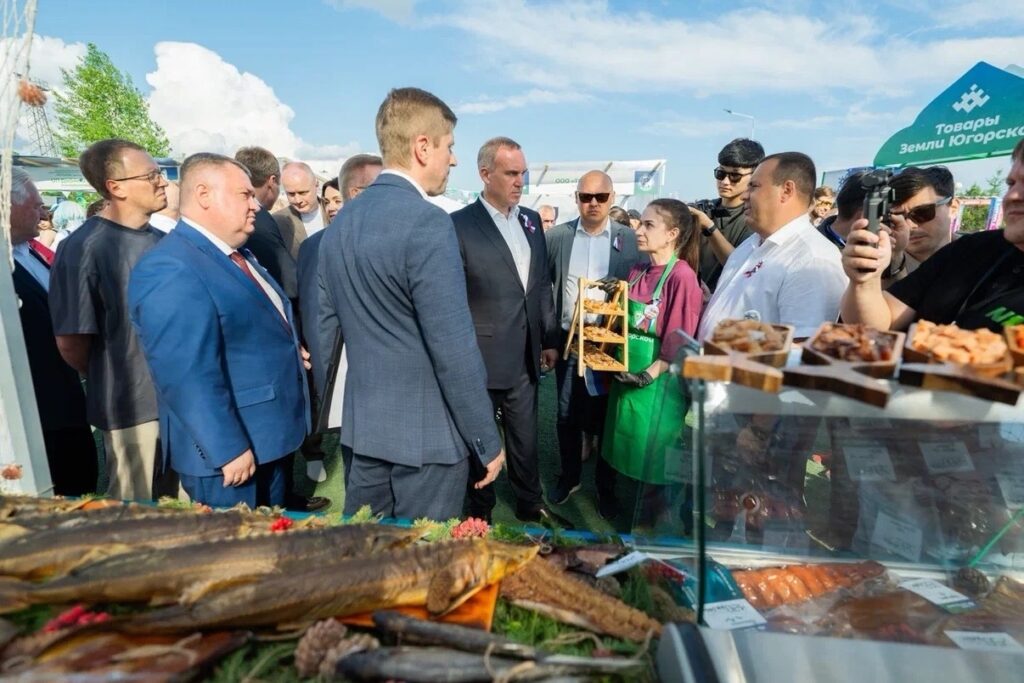 Выставка‑ярмарка «Товары земли Югорской» открылась в Нижневартовске