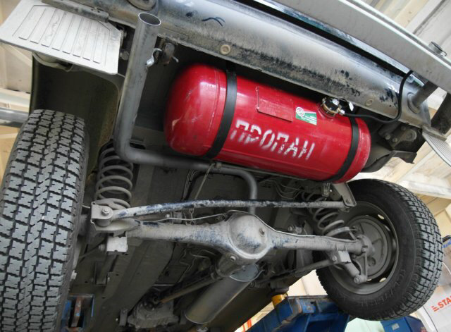Газ вместо бензина: почему в Сургуте и Нижневартовске растёт спрос на ГБО и дорожают услуги мастеров