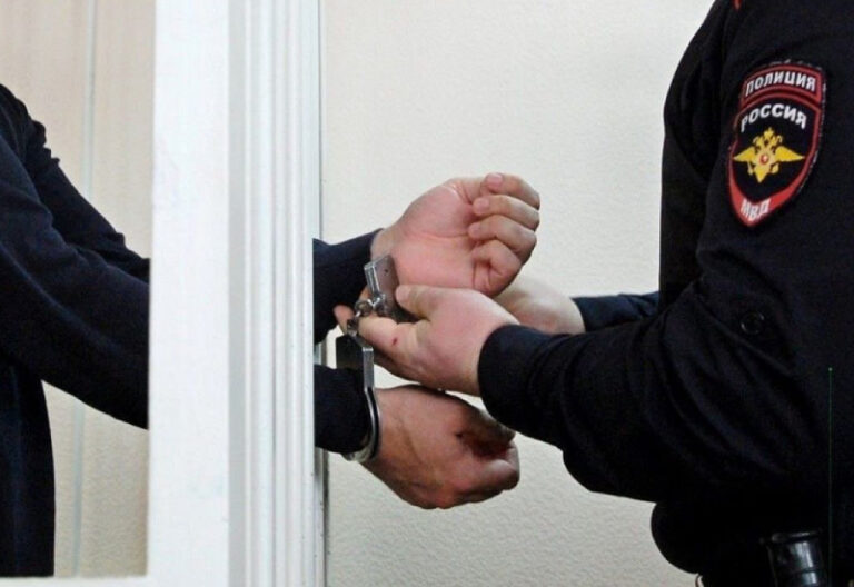 Двое молодых людей из Мегиона задержаны за разбой: потерпевший получил тяжёлые травмы