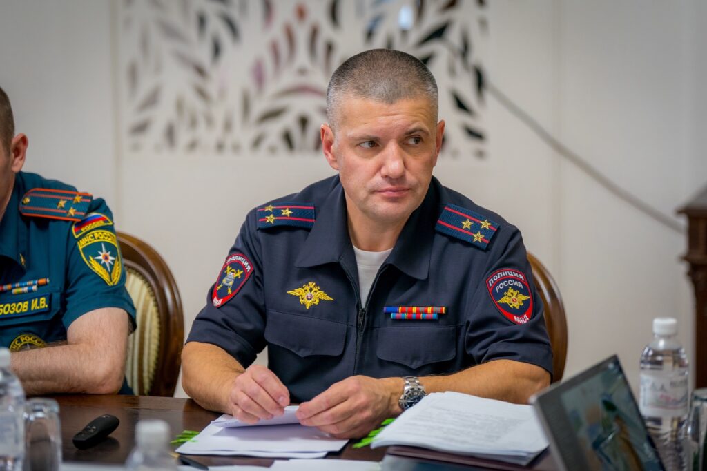 Губернатор Югры Руслан Кухарук дал поручения по снижению аварийности на дорогах региона Губернатор Югры Руслан Кухарук дал поручения по снижению аварийности на дорогах региона