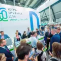 В Нижневартовске мошенники обманули женщину через взломанный мессенджер