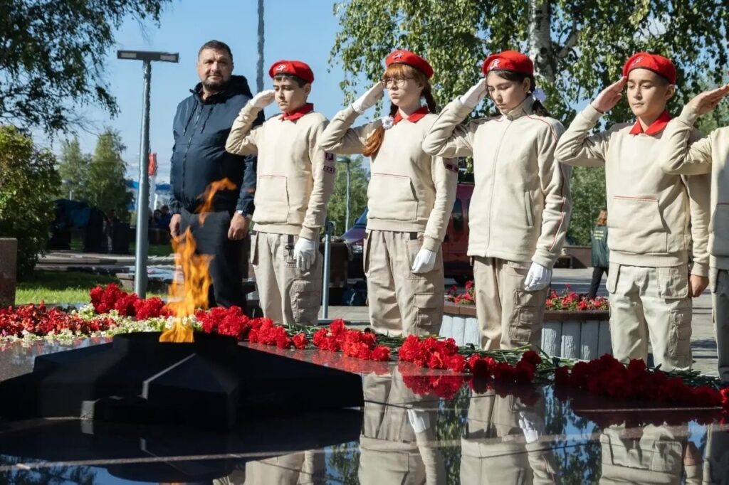 3 сентября — День солидарности: Югра склоняет головы в память о трагедии в Беслане 3 сентября — День солидарности: Югра склоняет головы в память о трагедии в Беслане