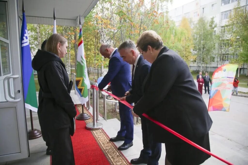 В Радужном после капитального ремонта торжественно открыли бассейн «Аган» В Радужном после капитального ремонта торжественно открыли бассейн «Аган»
