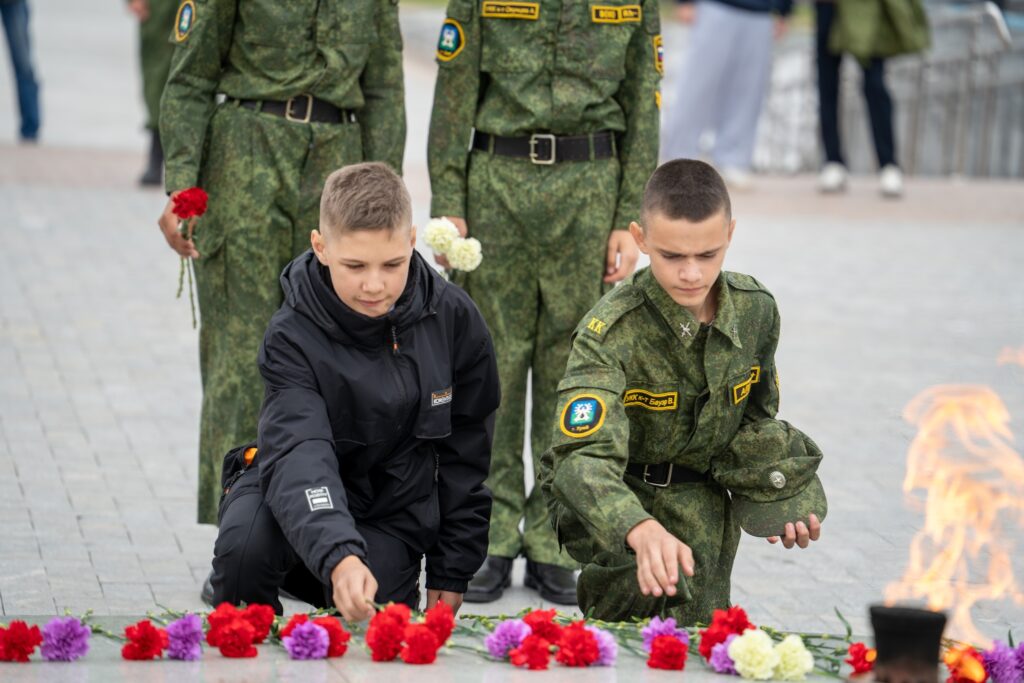 3 сентября — День солидарности: Югра склоняет головы в память о трагедии в Беслане 3 сентября — День солидарности: Югра склоняет головы в память о трагедии в Беслане