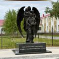 Опасный «лайфхак»: в Сургуте за сутки трое дачников попали в больницу из‑за работы с болгаркой