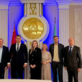 Спасатели Сургута ликвидируют последствия снегопада