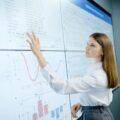 Смартфон загорелся на борту рейса Utair Сургут — Краснодар