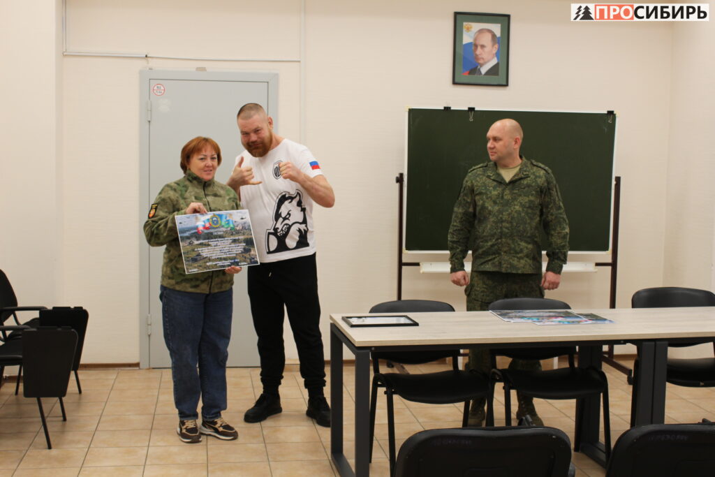 Вячеслав Дацик в Сургуте: спорт, единство и поддержка бойцов СВО Вячеслав Дацик в Сургуте: спорт, единство и поддержка бойцов СВО