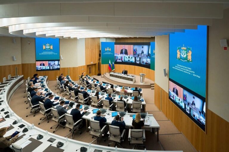 Сургутский район получит свыше 76 млн рублей на переселение из фенольного жилья