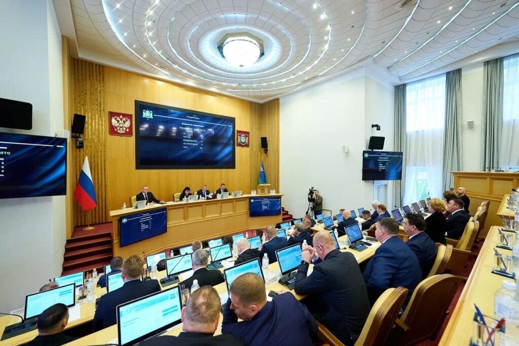 Дума Югры начала работу в новом составе Дума Югры начала работу в новом составе